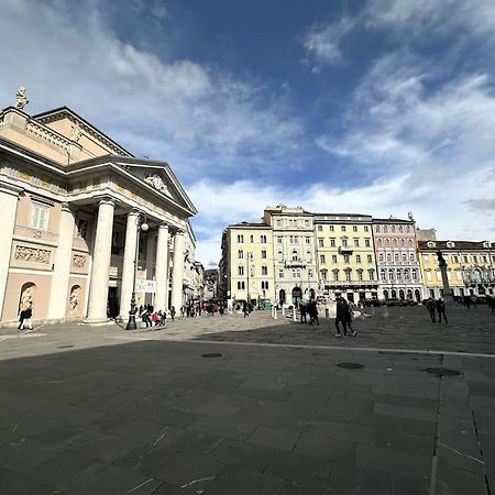 Central Mazzini Suits Trieste Exteriör bild